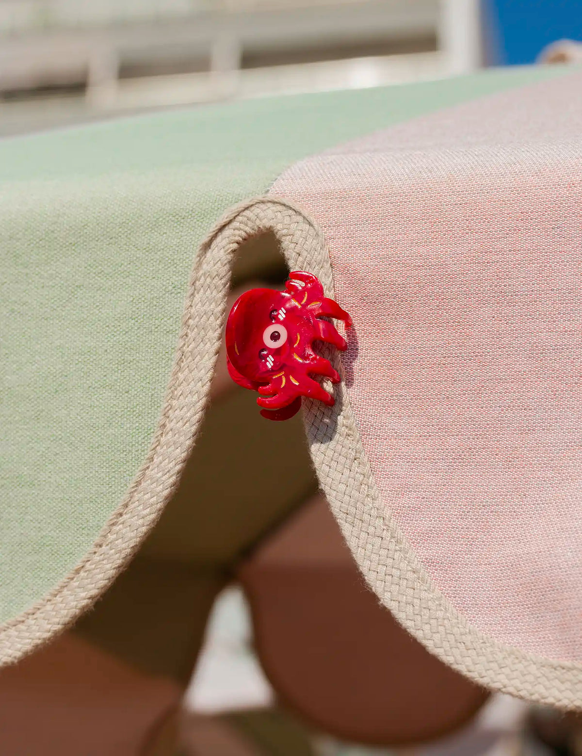 Takoyaki red octopus small hair clip