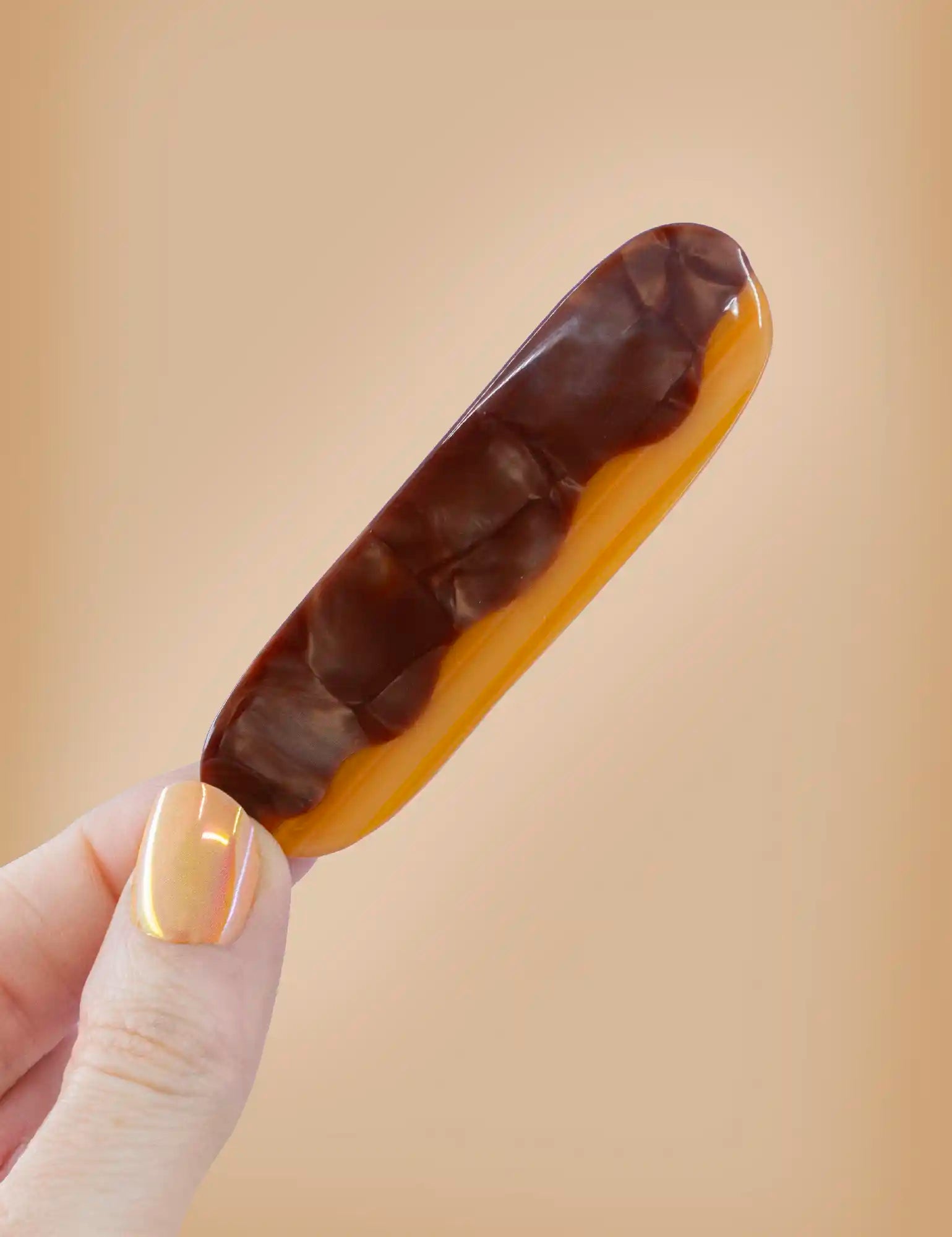 Éclair au chocolat french barrette