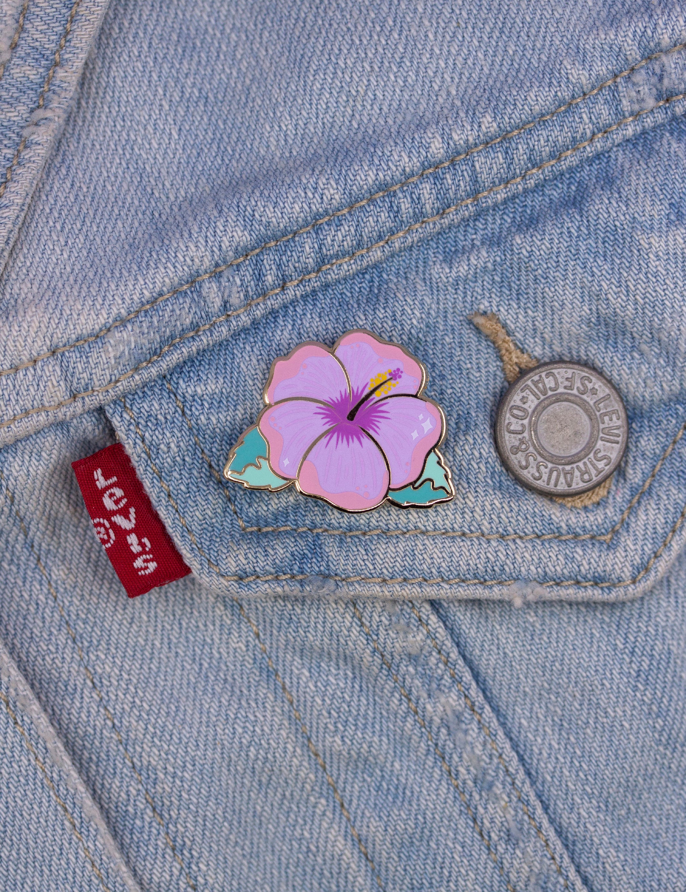 ❤ Help Maui Hibiscus Pin ❤